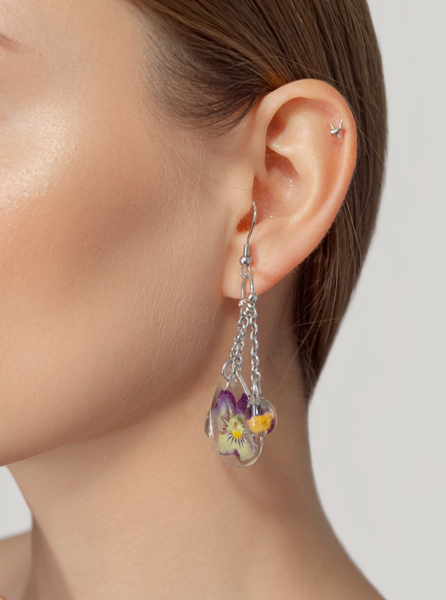 Dried Flower Resin Earrings Made in Canada – Gold or Silver Bezel Floral Earrings – Botanical Jewelry Gift