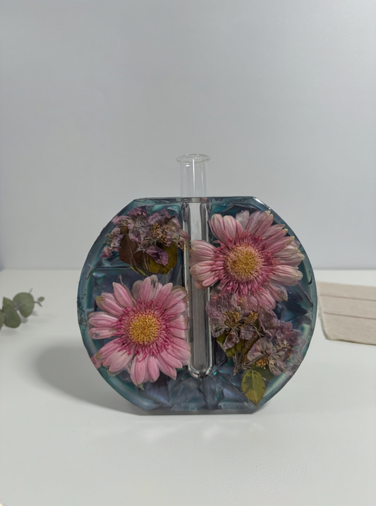Resin Dried Flower Propagation Station Made in Canada – Floral Plant Vase with Glass Vial – Botanical Home Decor