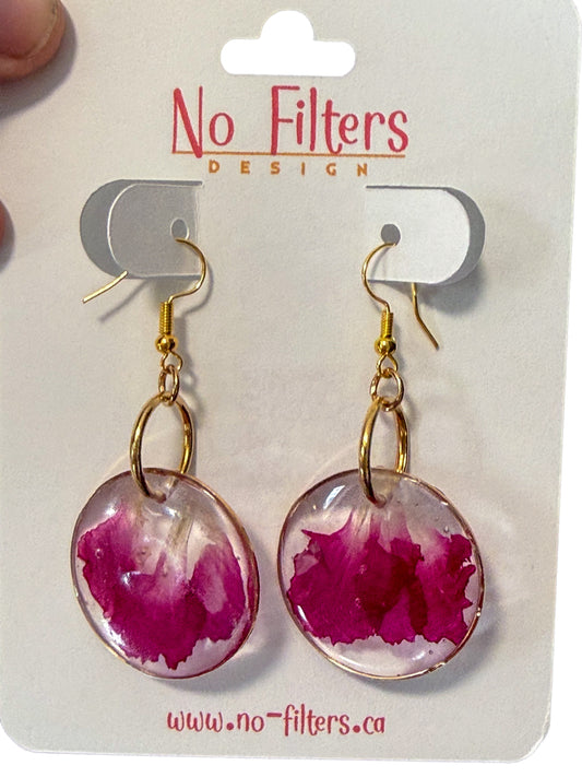 Dried Flower Resin Earrings Made in Canada – Gold or Silver Bezel Floral Earrings – Botanical Jewelry Gift