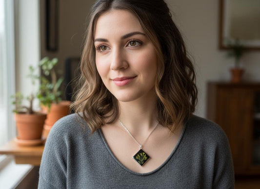 Real Dried Flower Resin Necklace  Gold or Silver Plated 18 Inch Chain  Botanical Handmade Floral Jewelry Gift